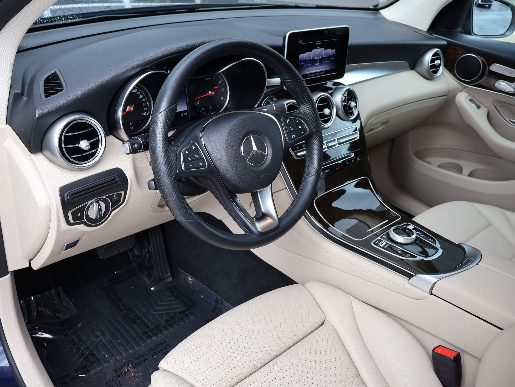 Used 2019 Blue Mercedes-Benz GLC 300 image 14