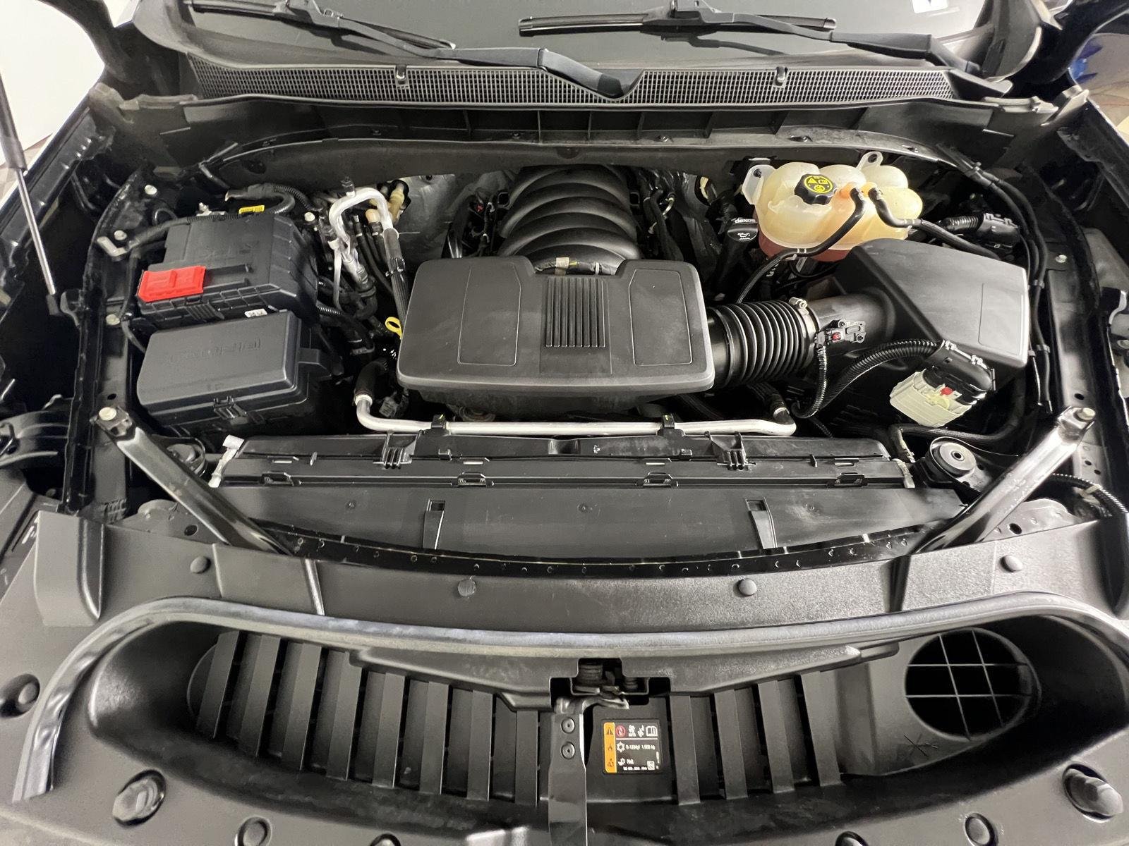 Used 2023 Black Chevrolet Premier image 24