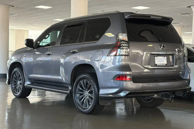 Used 2023 Nebula Gray Pearl Lexus 460 image 9