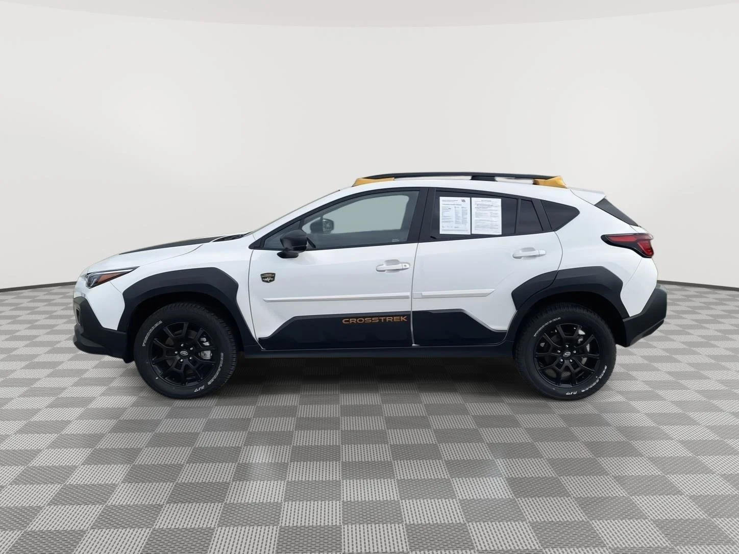 Certified Used 2025 Crystal White Pearl Subaru Wilderness image 13