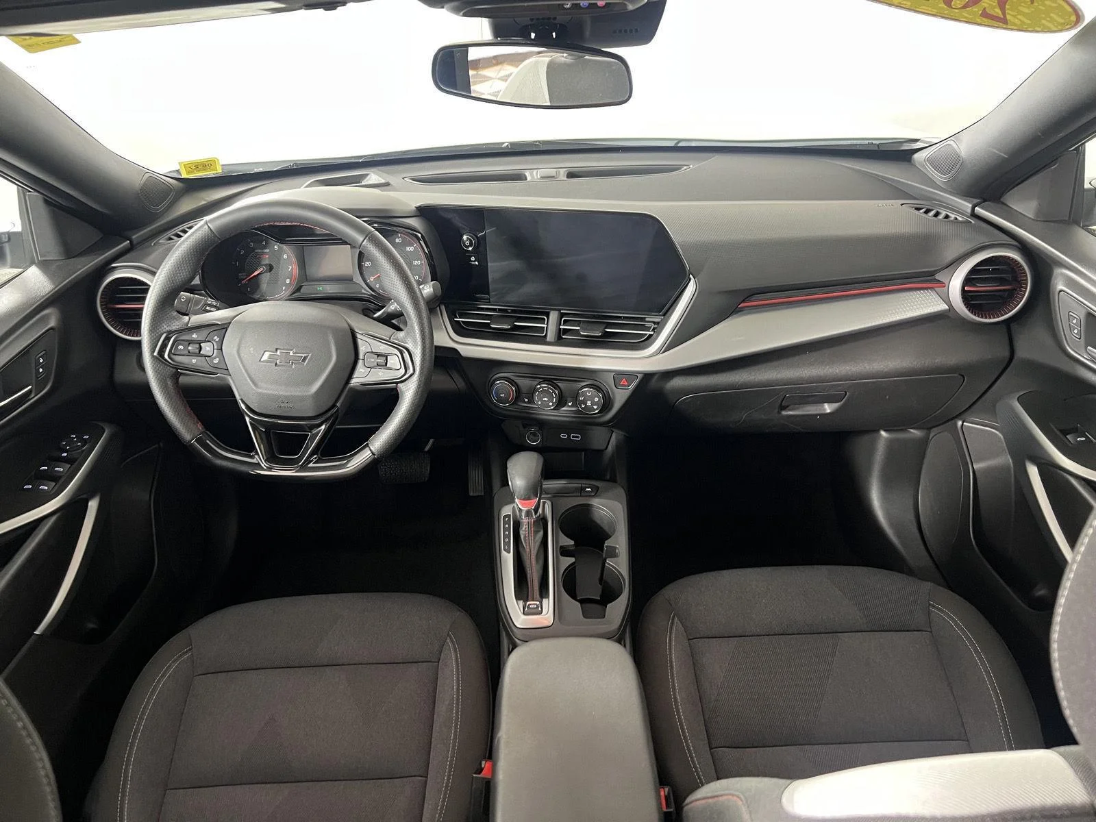 Used 2025 Summit White Chevrolet 1RS image 28