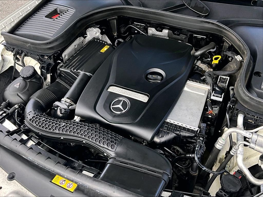 Used 2019 White Mercedes-Benz GLC 300 image 34