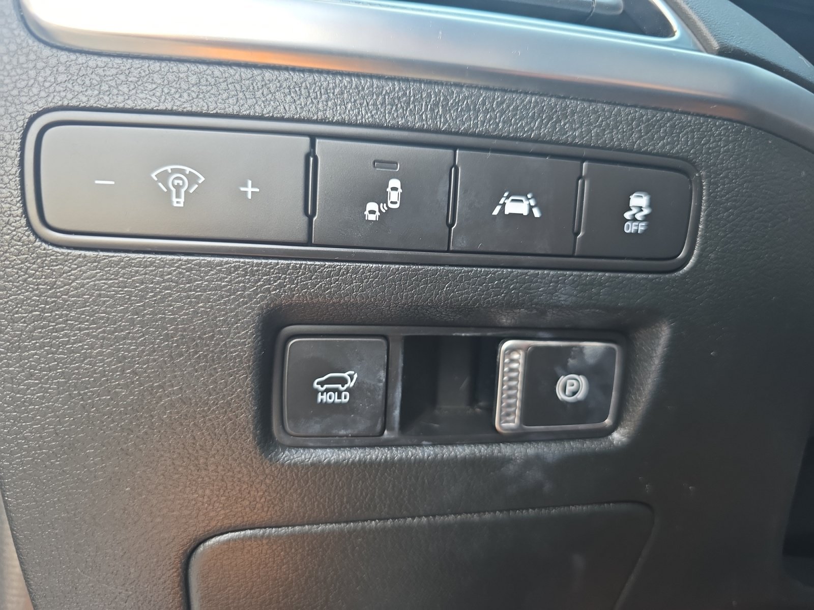 Used 2022 Typhoon Silver Hyundai Calligraphy image 25