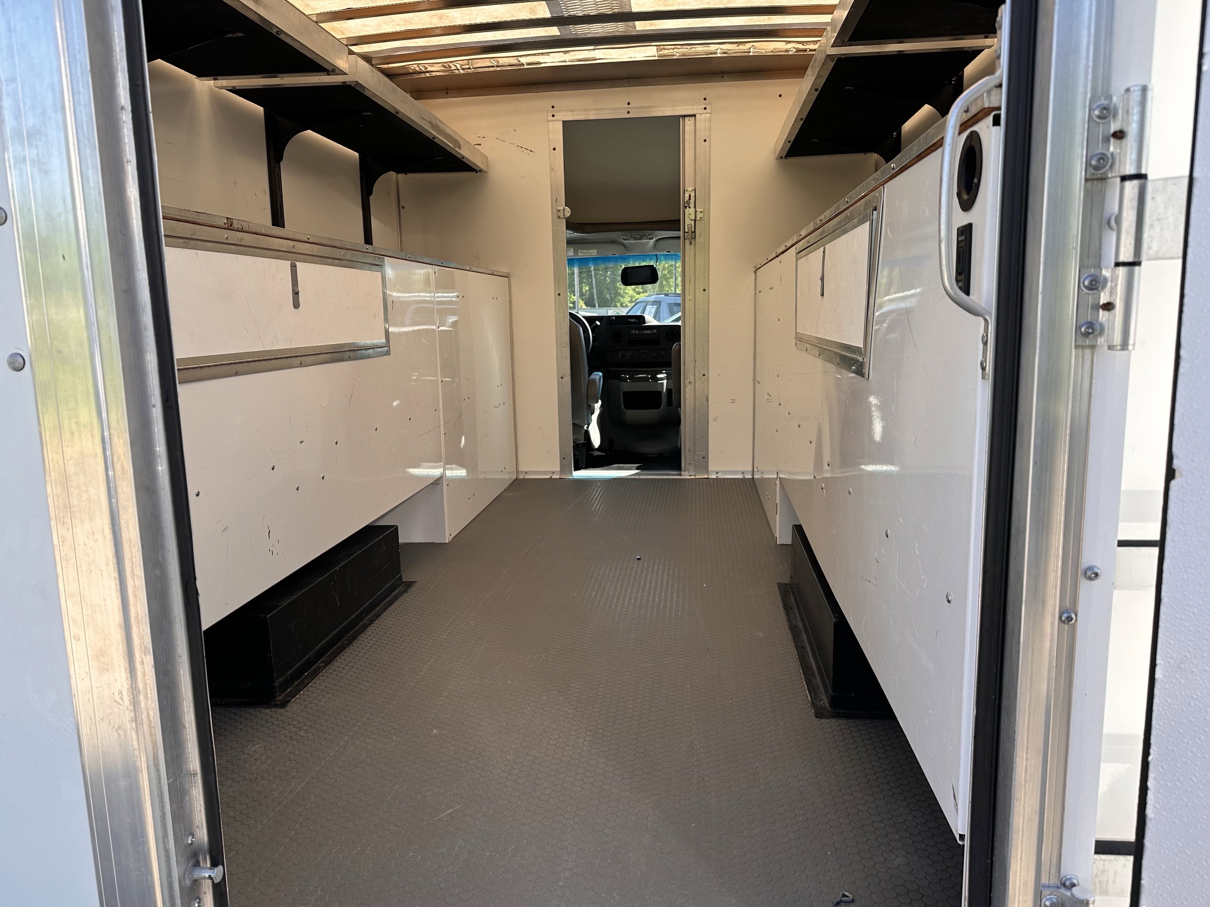 Used 2023 Oxford White Ford  image 11