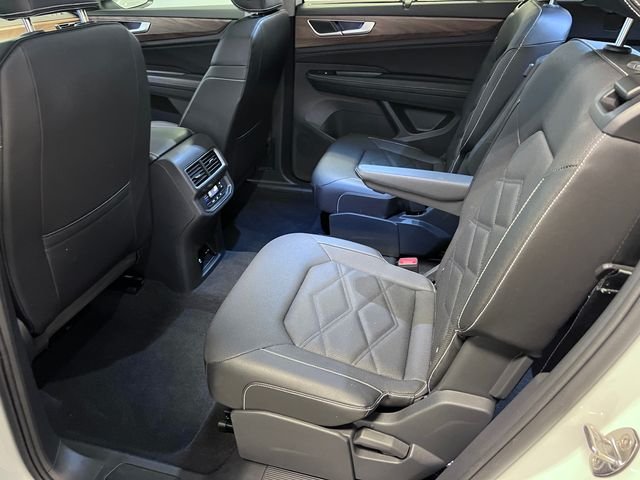 Certified Used 2026 White Volkswagen SE w/Technology image 17