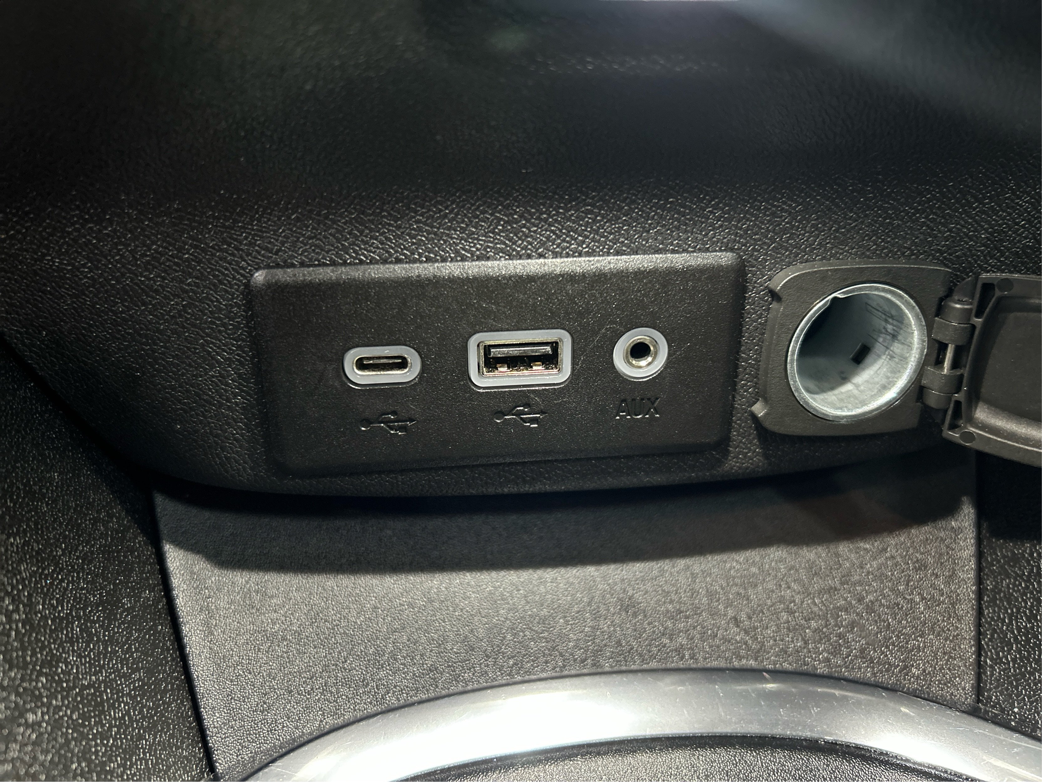 Used 2024 Black Chevrolet LT image 31