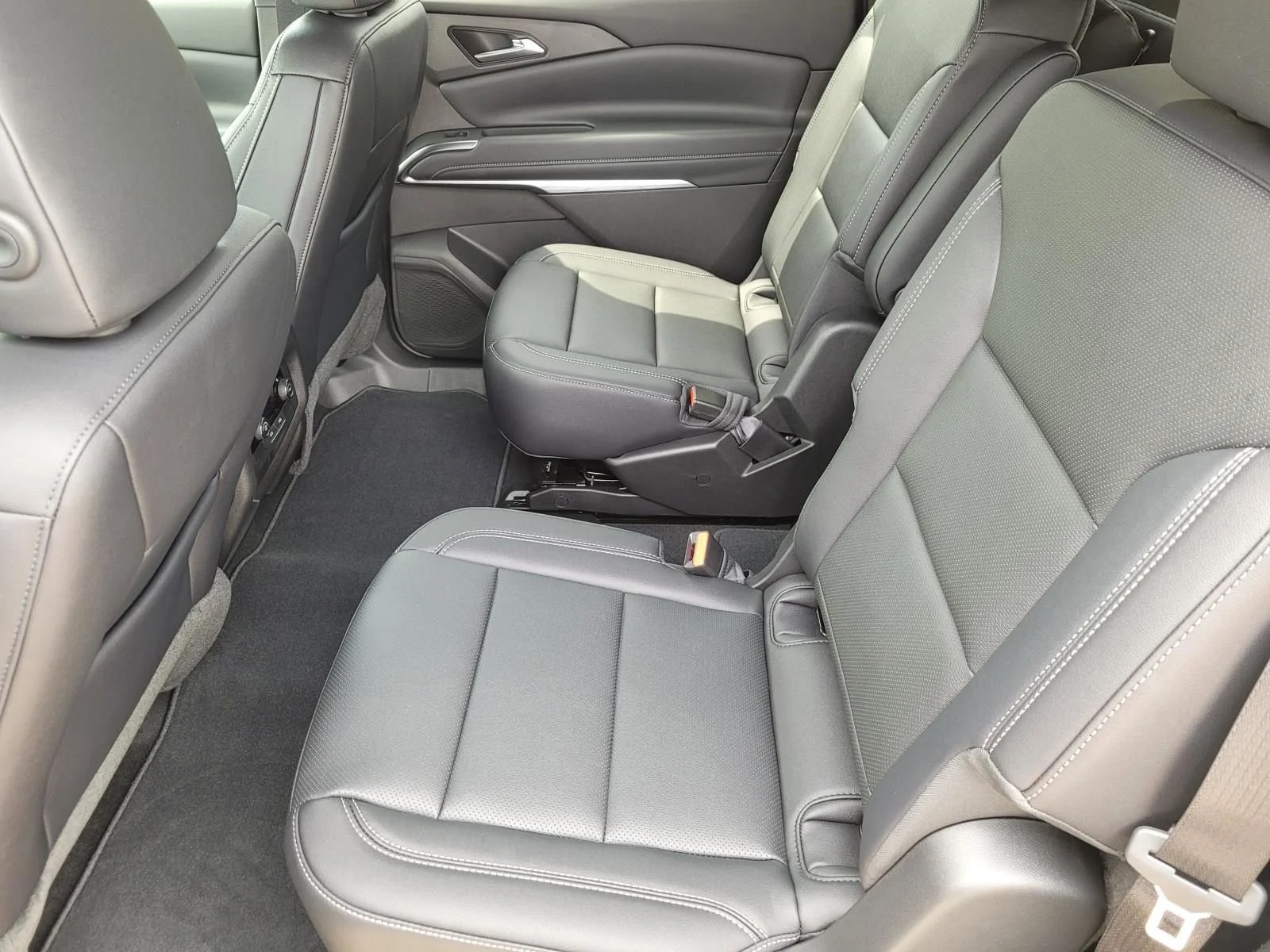 New 2026 Lakeshore Blue Metallic Chevrolet LT image 10