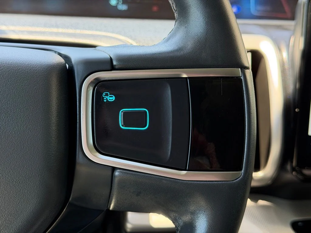 Used 2025 Black Ford Active image 17