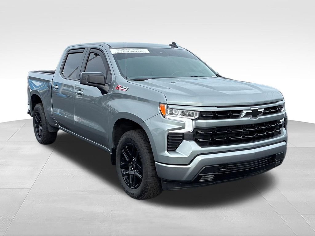 Used 2025 Gray Chevrolet RST image 7