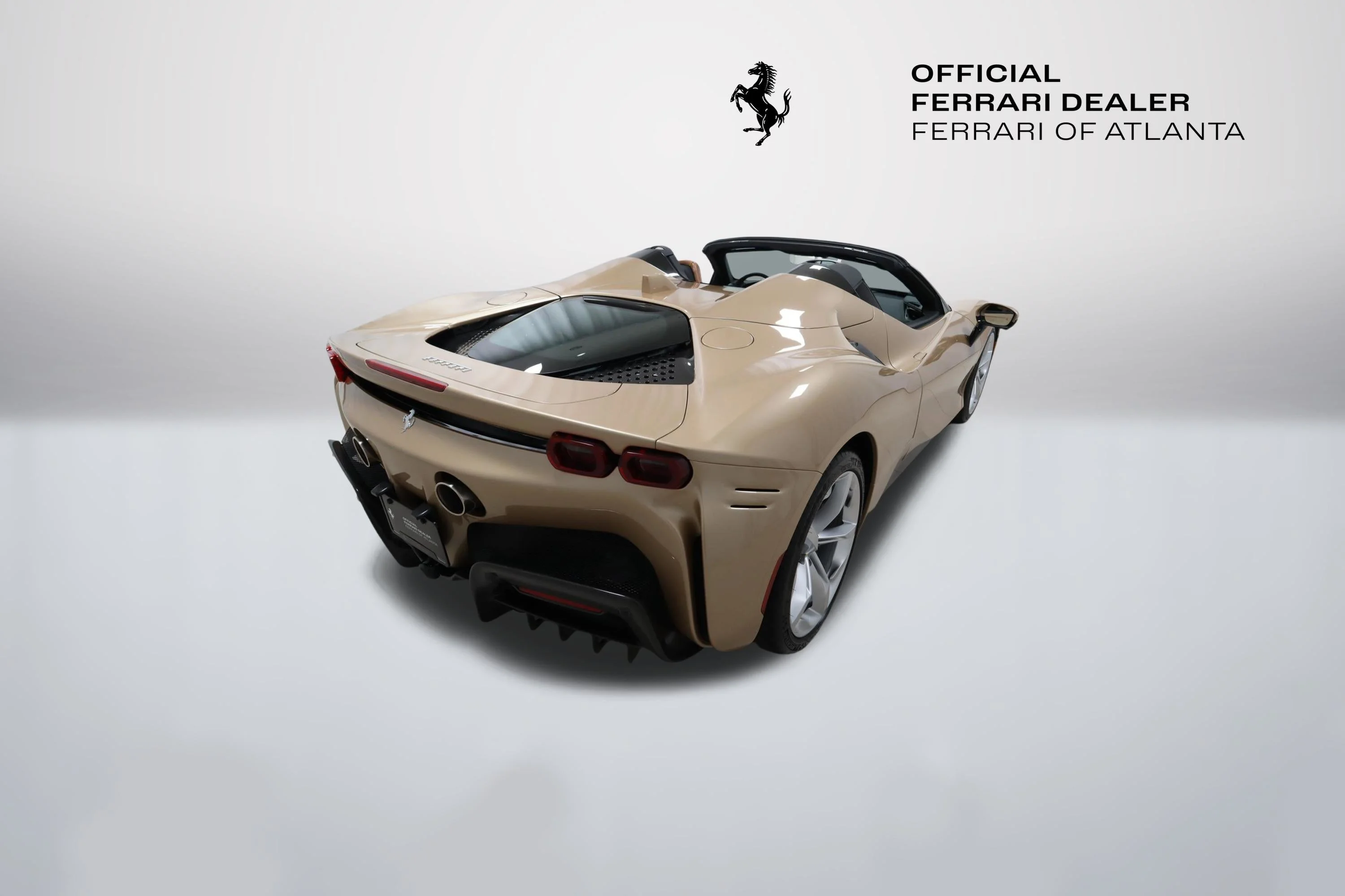 Used 2022 Extra Sample Ferrari  image 5