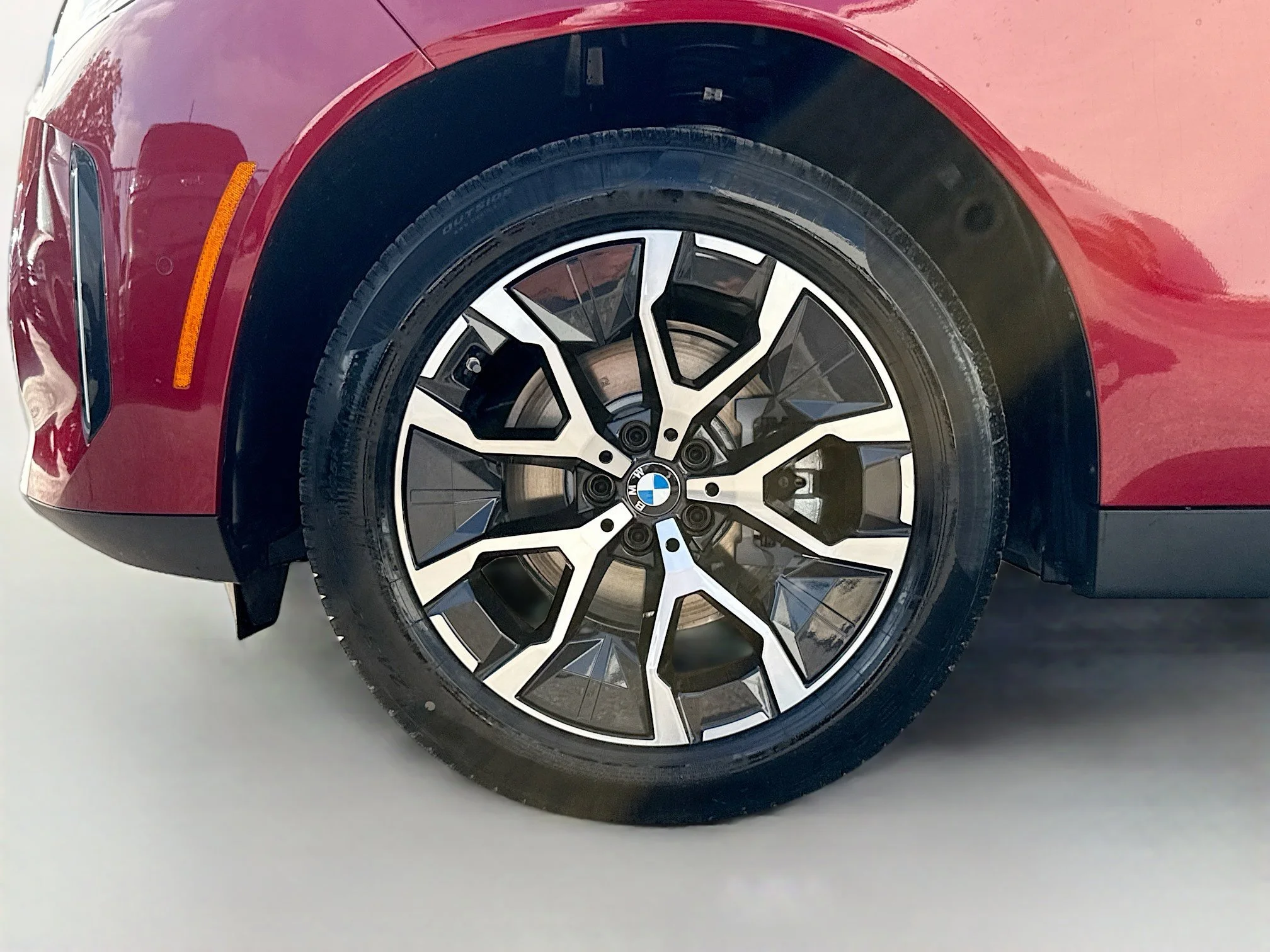 New 2026 Vegas Red Metallic BMW 30 xDrive image 40