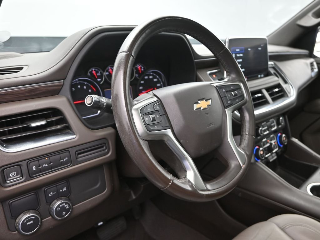Used 2021 White Chevrolet LT image 12