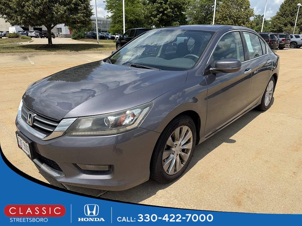 Used 2015 Modern Steel Metallic Honda EX image 1
