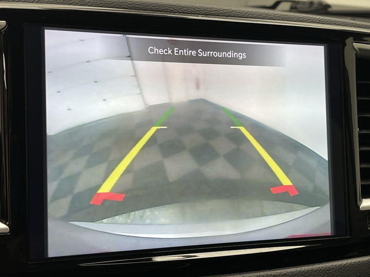 Used 2024 Silver Mist Clearcoat Chrysler Touring L image 5