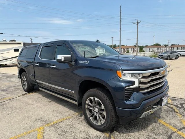 Used 2022 Northsky Blue Metallic Chevrolet High Country image 4