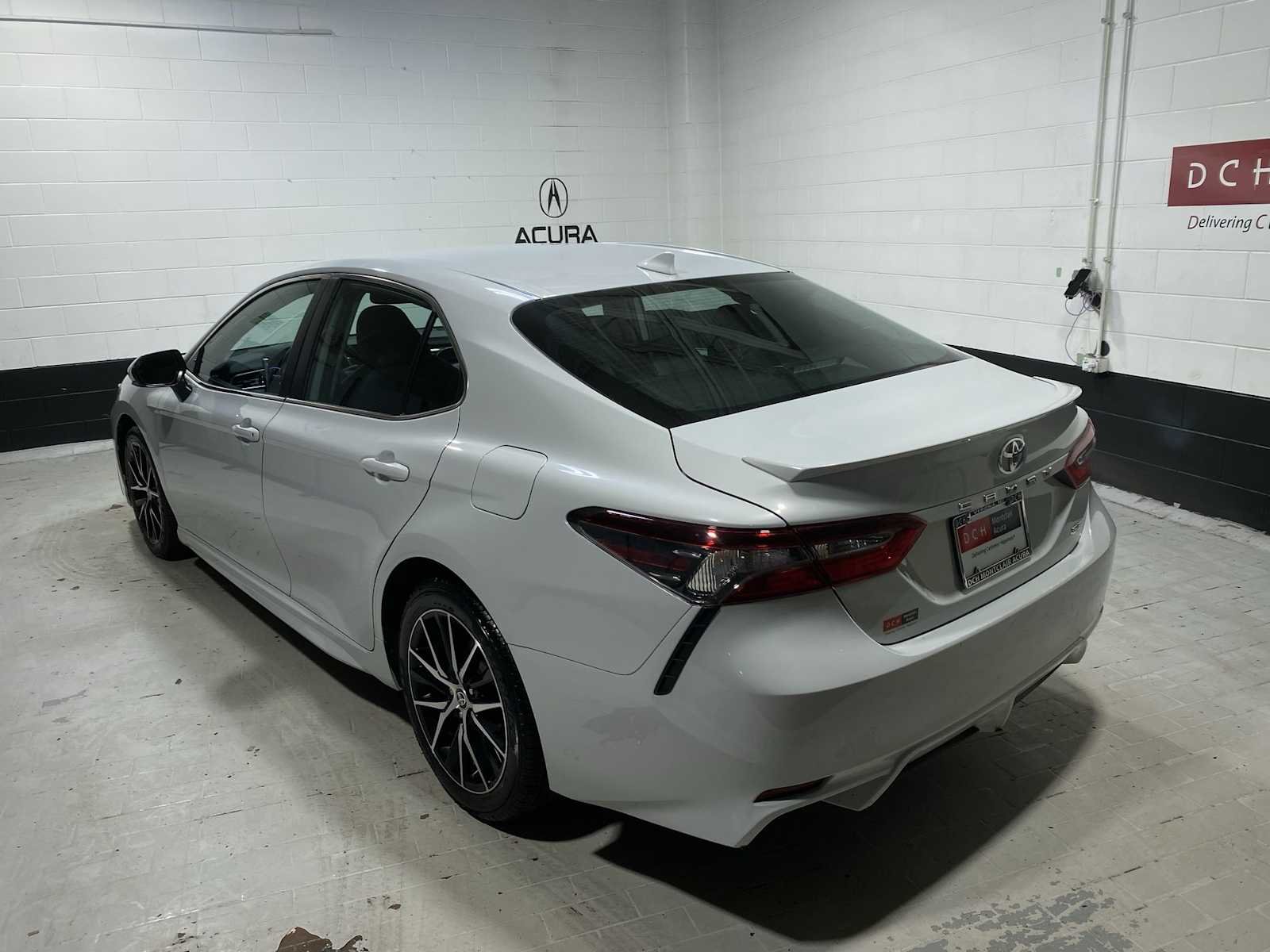 Used 2023 Ice Edge Toyota SE image 4