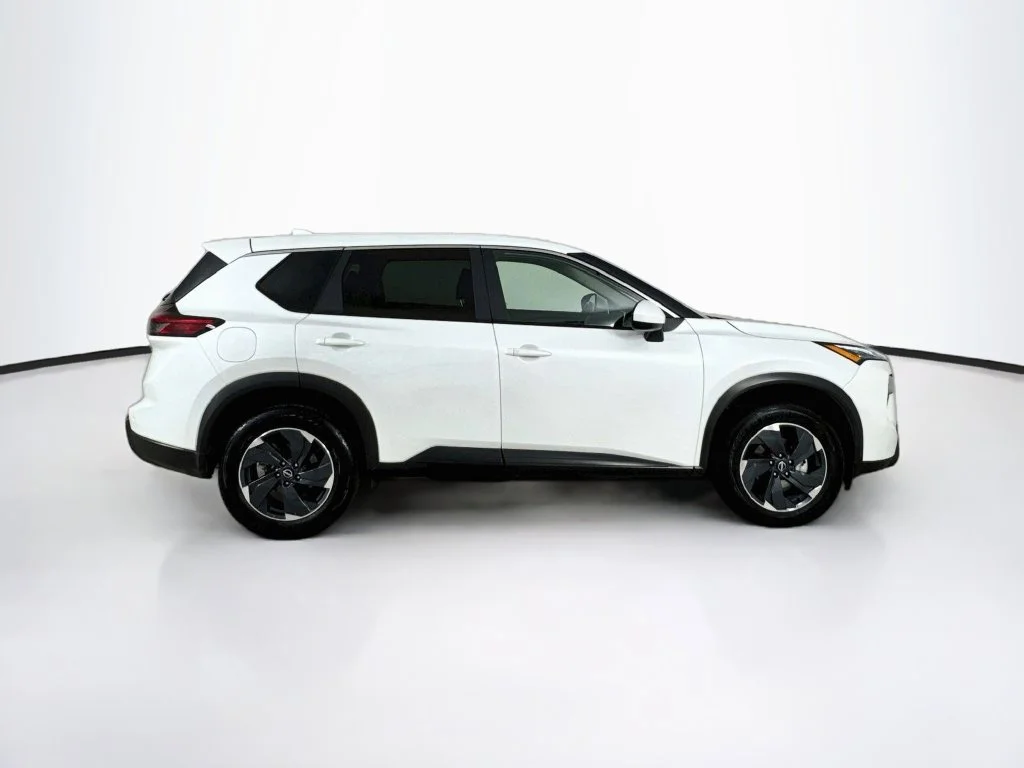 Used 2025 White Nissan SV image 8