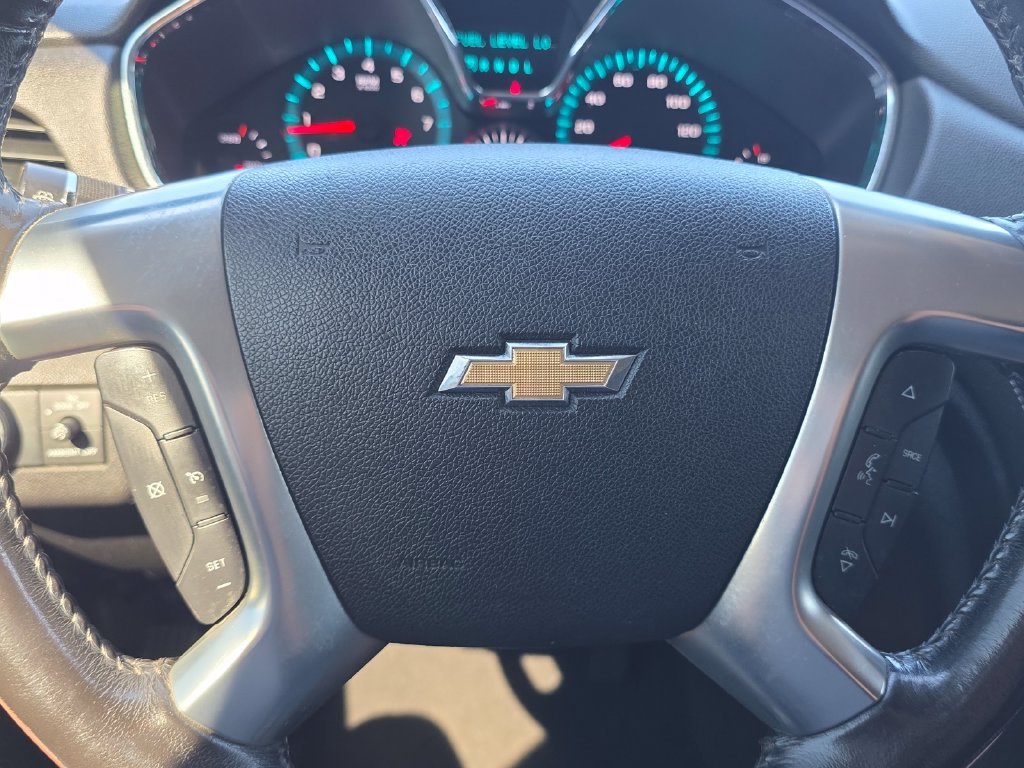 Used 2014 Gray Chevrolet 2LT image 32