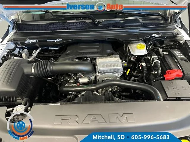 New 2026 Bright White Clear-Coat Exterior Paint RAM BIG HORN image 11