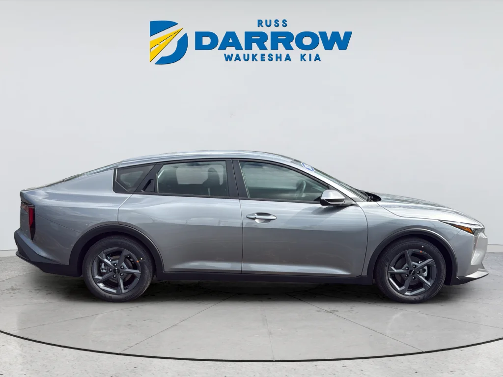 Used 2026 Gray Kia LXS image 6