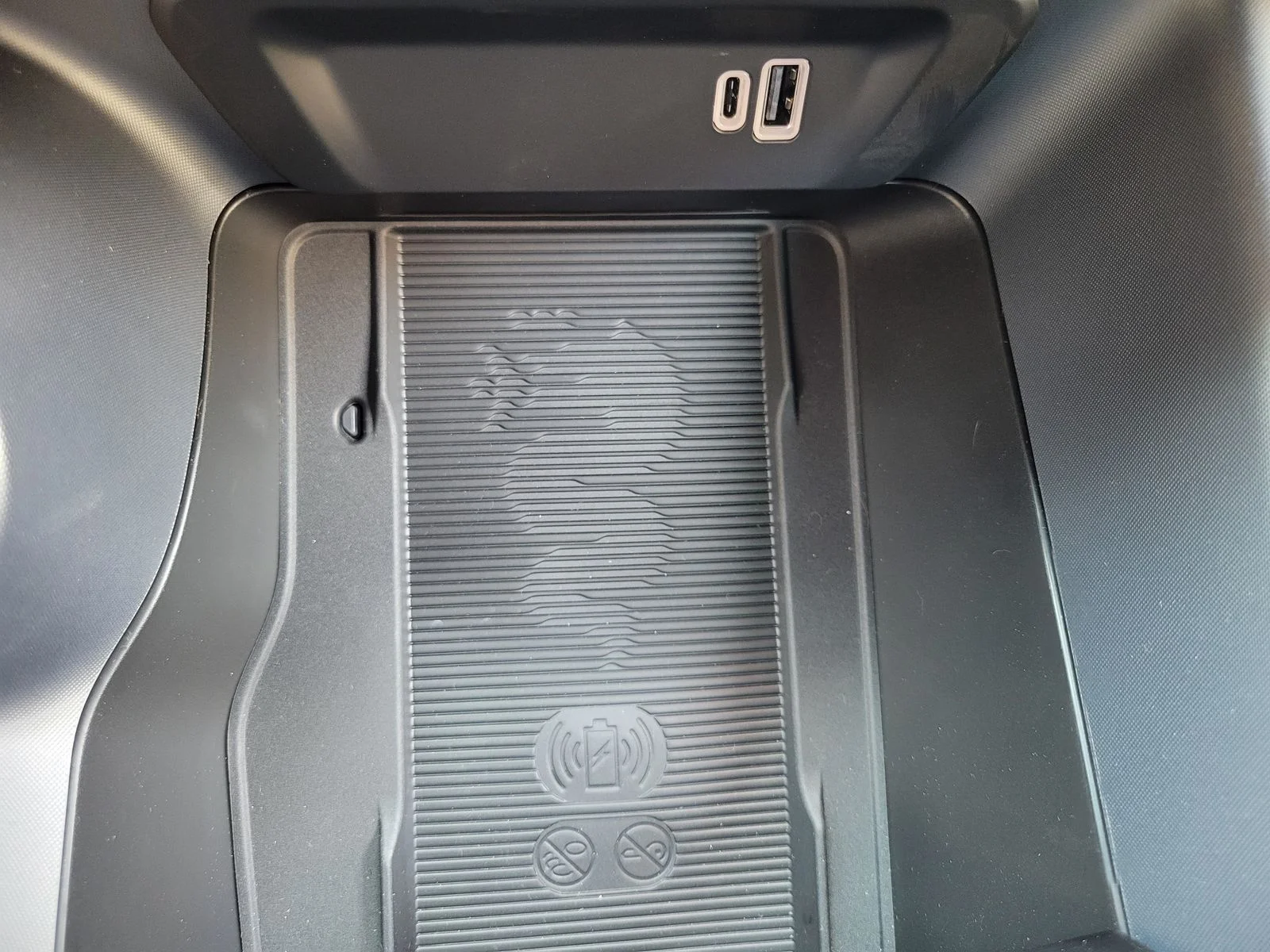 Used 2026 White Alfa Romeo Base image 13