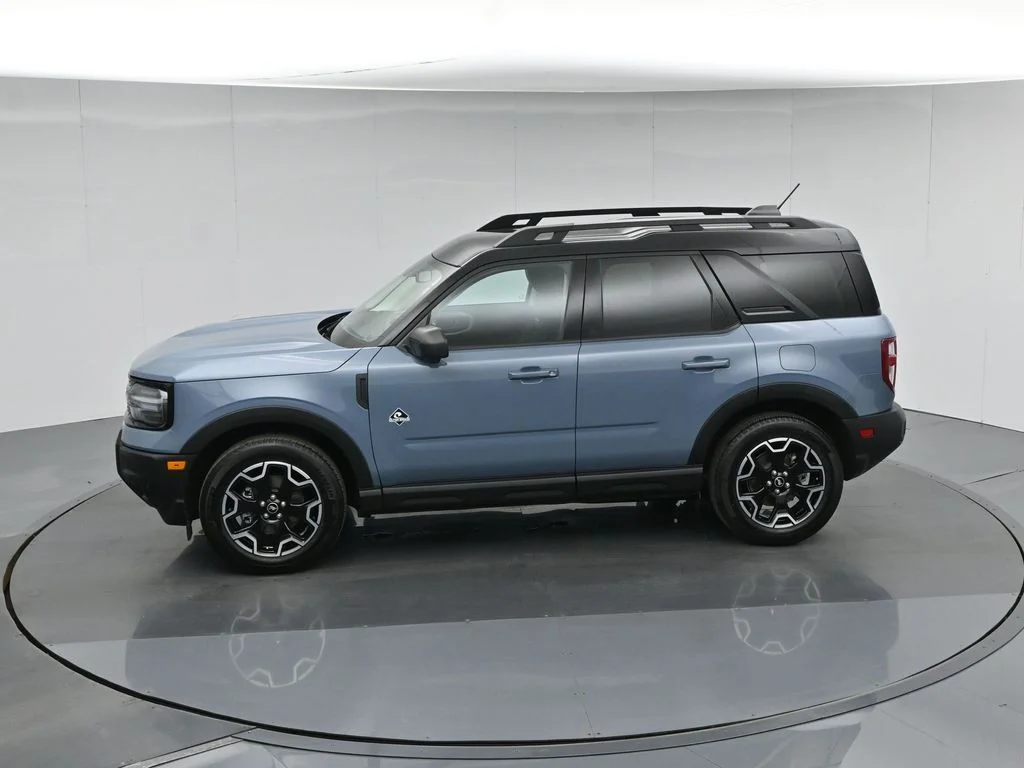 Certified Used 2025 Gray Ford Outer Banks image 46