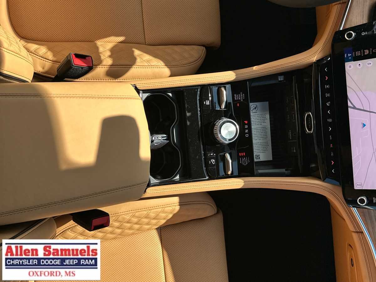 New 2026 Baltic Gray Metallic Clear-Coat Exterior Paint Jeep Summit image 40