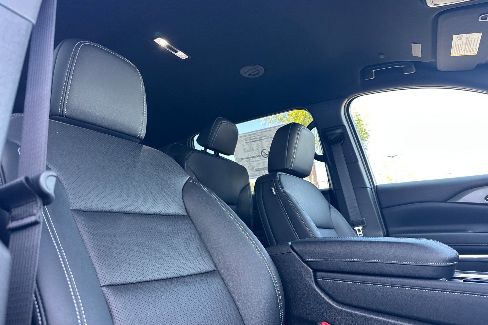 2026 Chevrolet Traverse LT - Photo 18