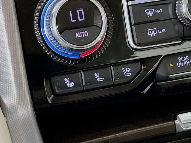 Used 2021 Blue GMC Denali image 22