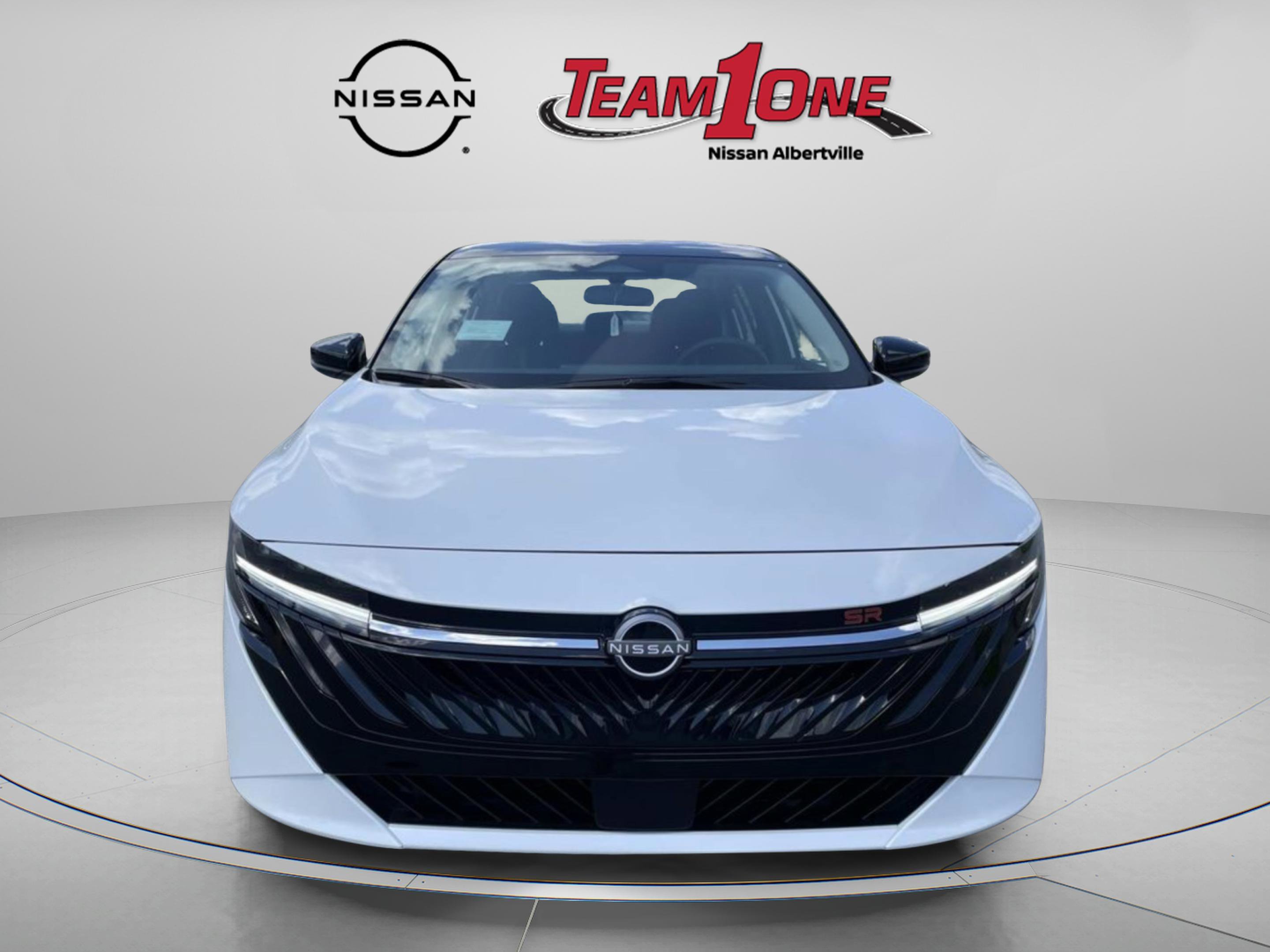 New 2026 Aspen White TriCoat / Super Black Two-tone Nissan SR image 2