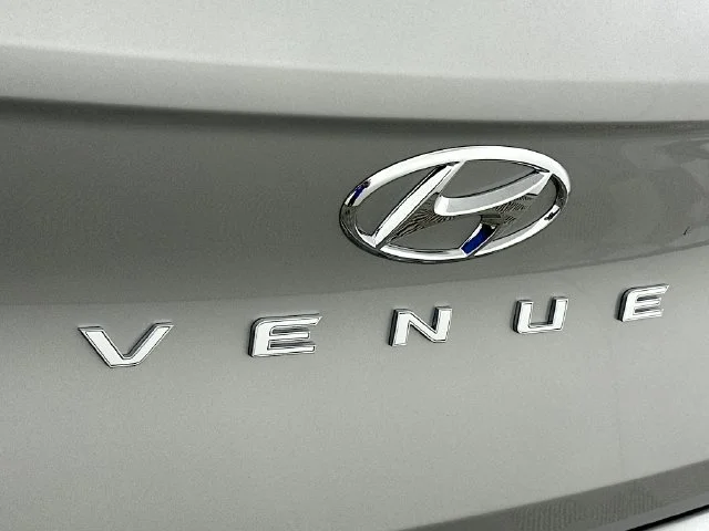 New 2026 Silver Hyundai SEL image 23