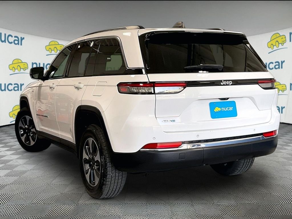 Used 2024 White Jeep 4xe image 4