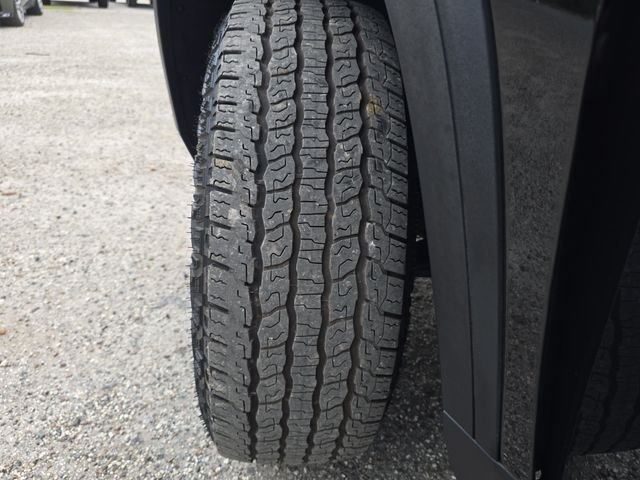 2024 GMC Acadia AT4 - Photo 31