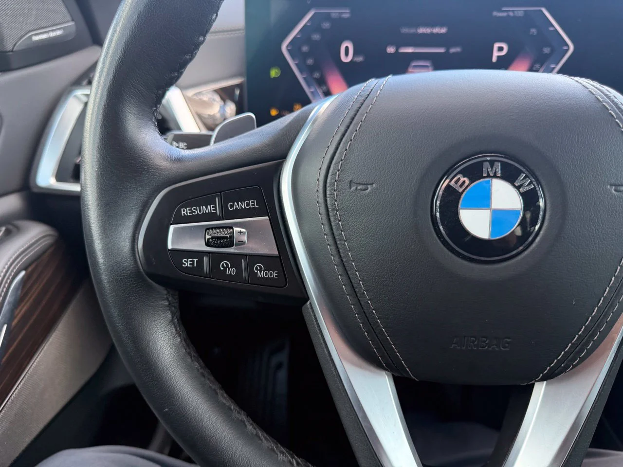 Used 2026 Alpine White BMW xDrive40i image 17