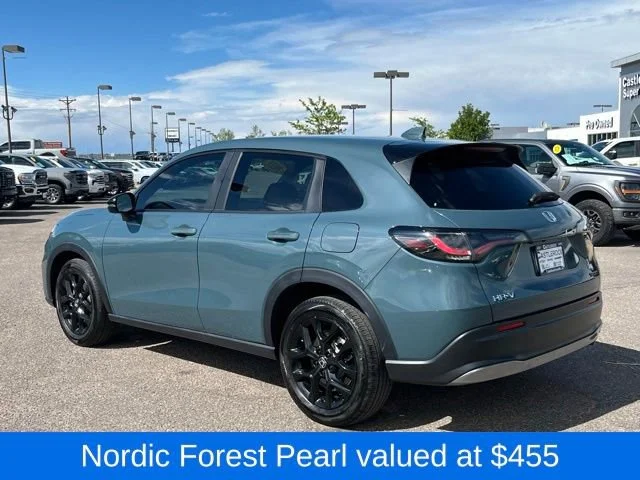 Used 2025 Green Honda AWD Sport image 3