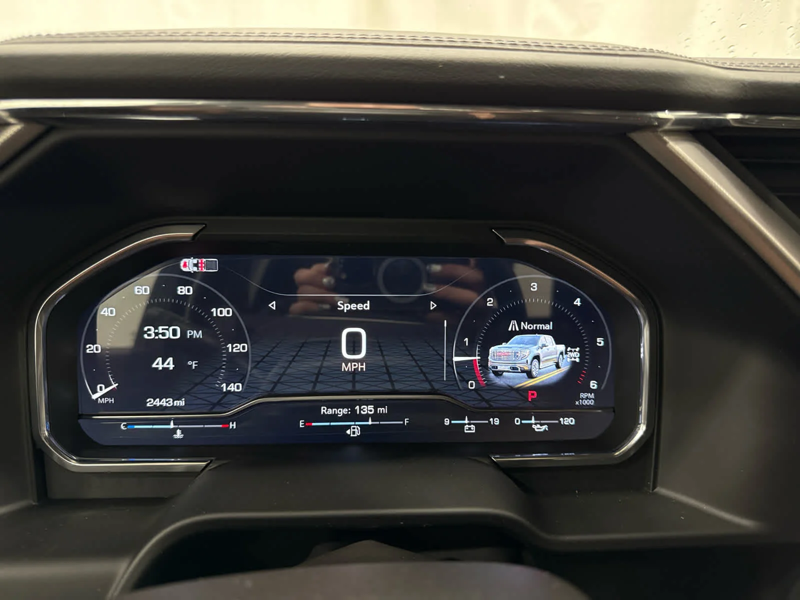 Used 2025 Onyx Black GMC Denali image 28