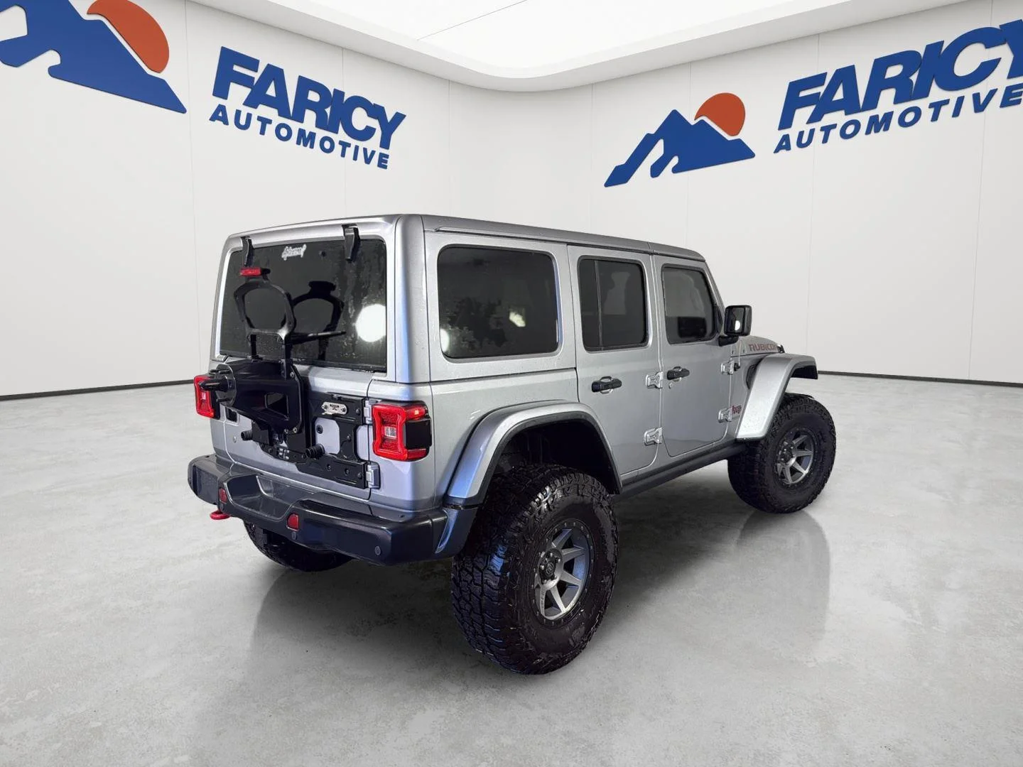 Used 2018 Billet Metallic Jeep Rubicon image 7