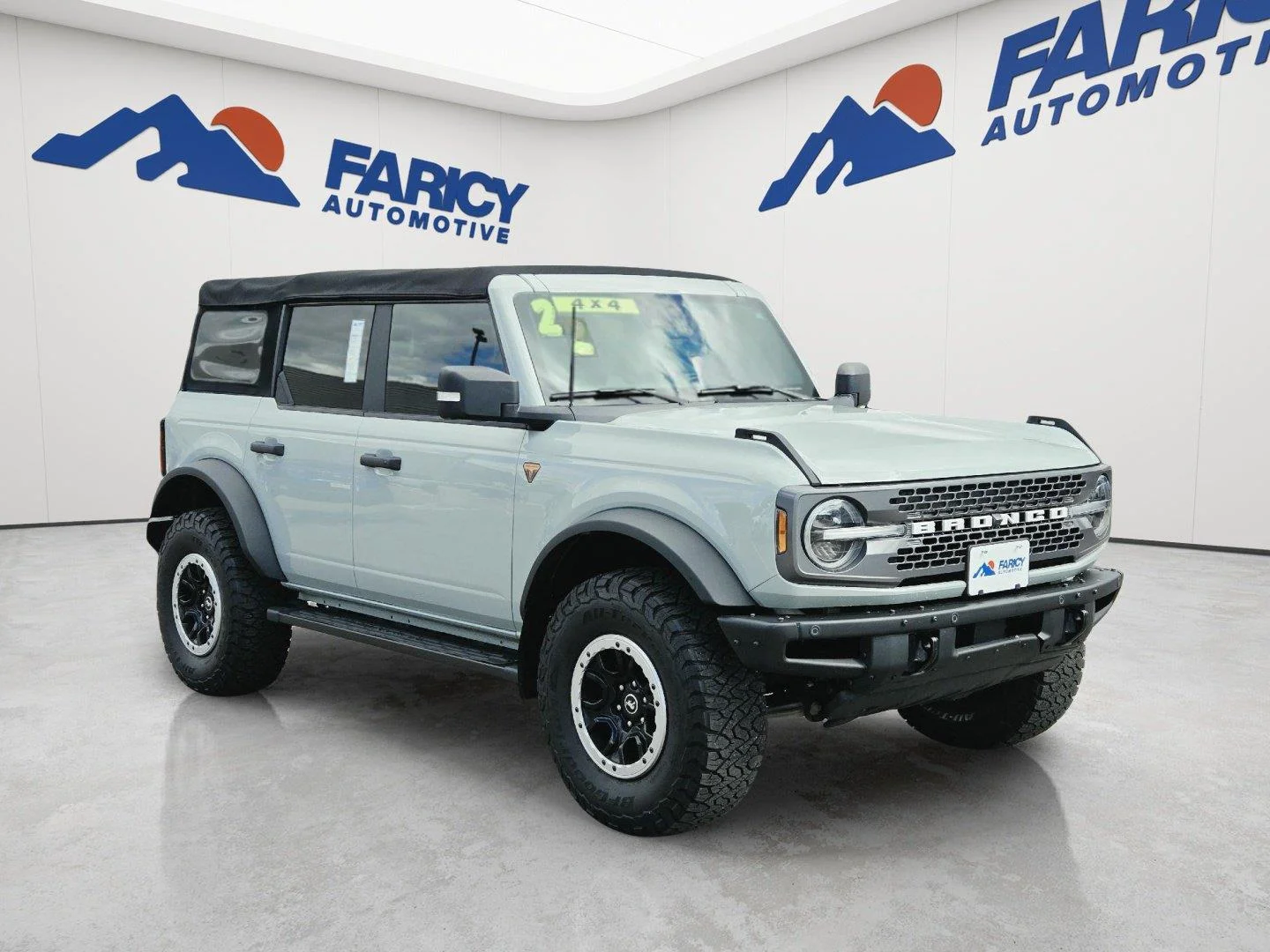 Used 2022 Cactus Gray Ford Badlands Advanced image 3