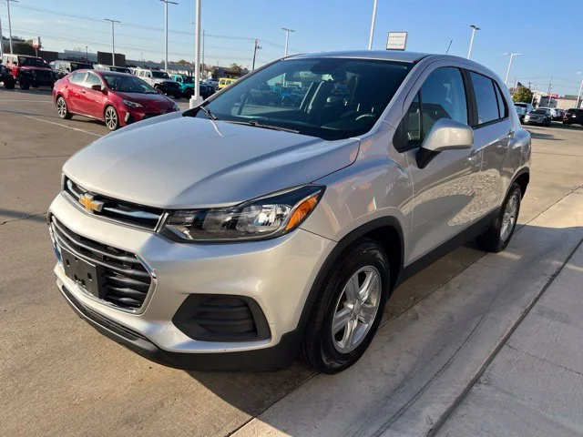 Used 2020 Silver Chevrolet LS image 7