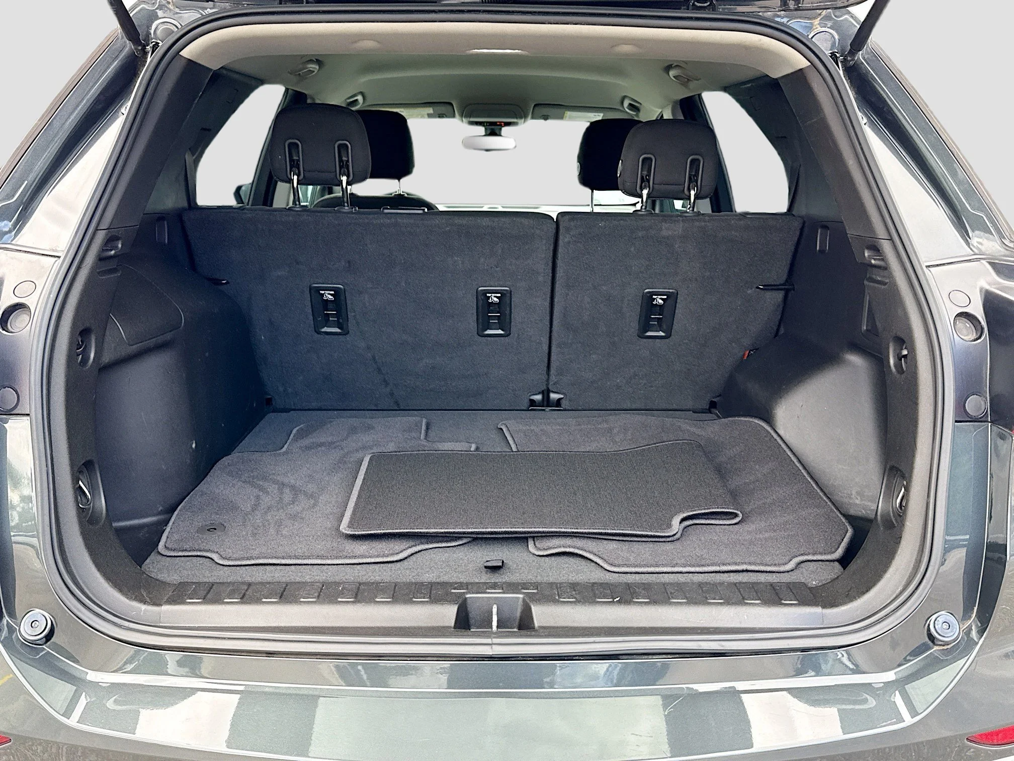Used 2019 Nightfall Gray Metallic Chevrolet LT image 12