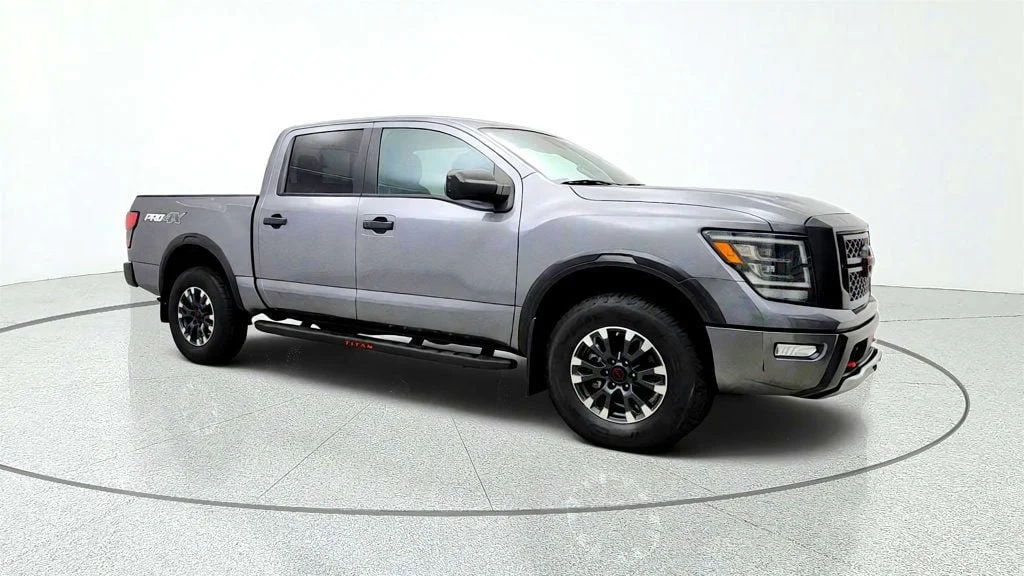 Used 2024 Gun Metallic Nissan 4x4 Crew Cab PRO-4X w/ Rugged Step Boards image 3