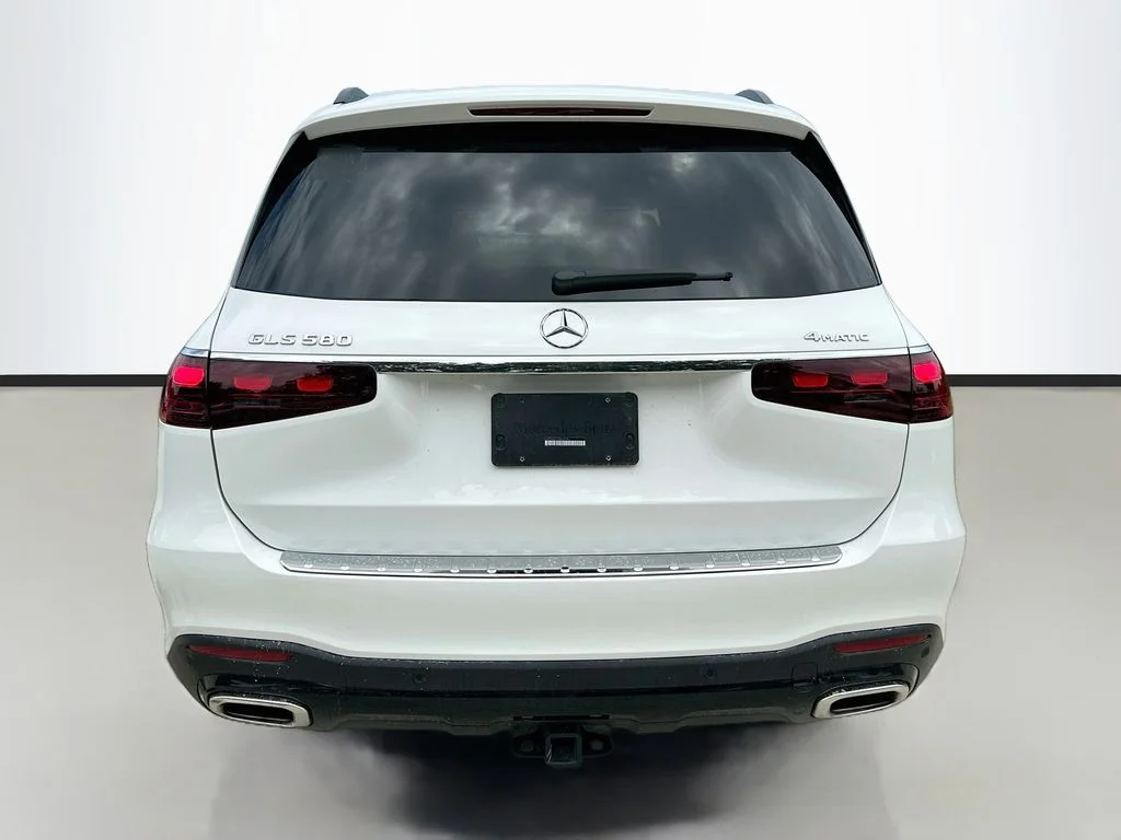 Certified Used 2026 Polar White Mercedes-Benz GLS 580 image 6
