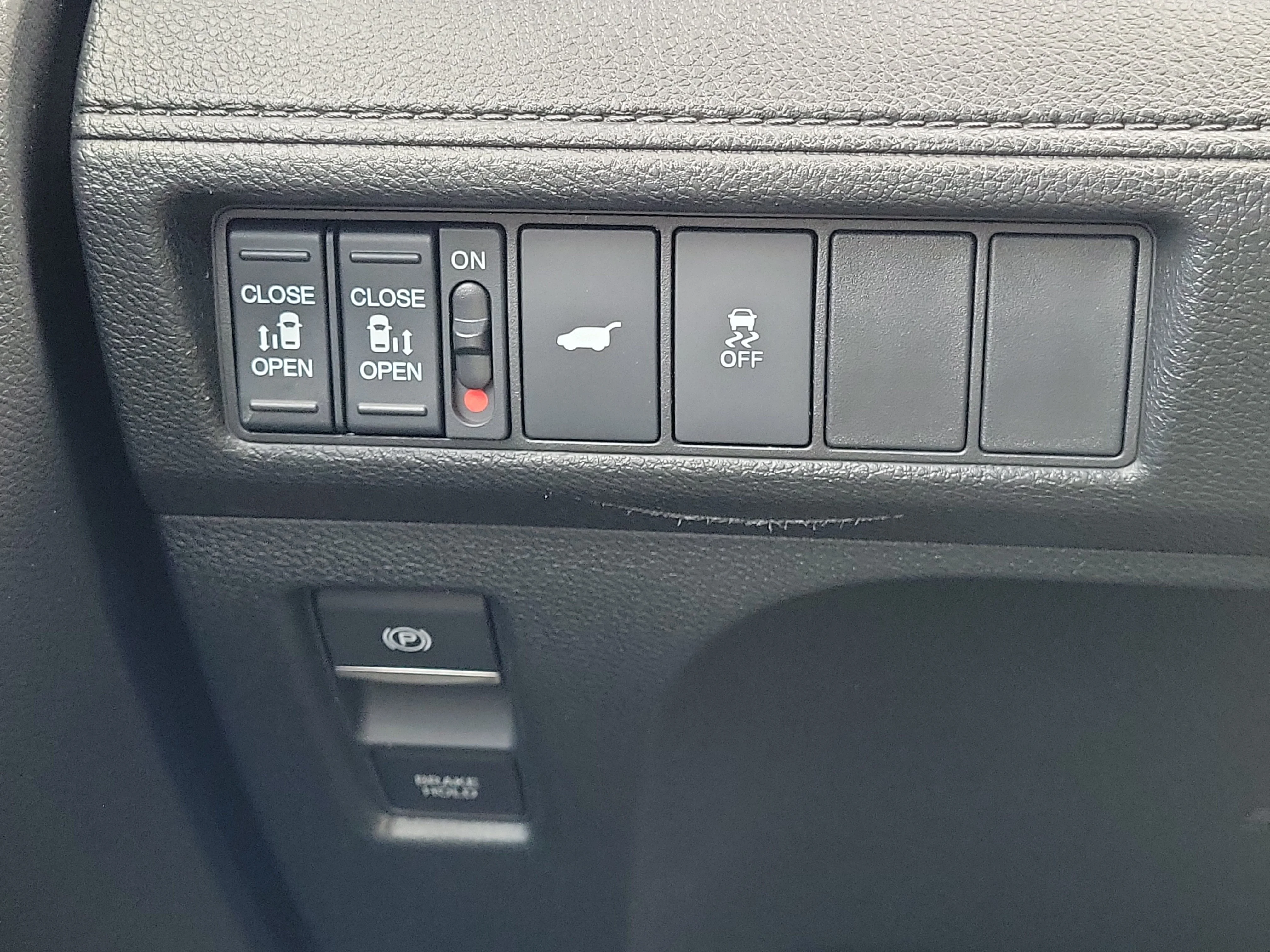 2025 Honda Odyssey EX-L - Photo 20