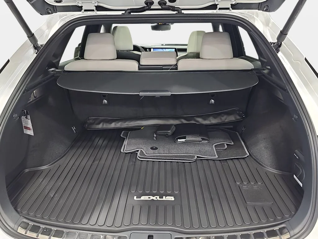 New 2026  Lexus 350h Premium+ image 10