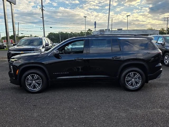2026 Chevrolet Traverse LT - Photo 9