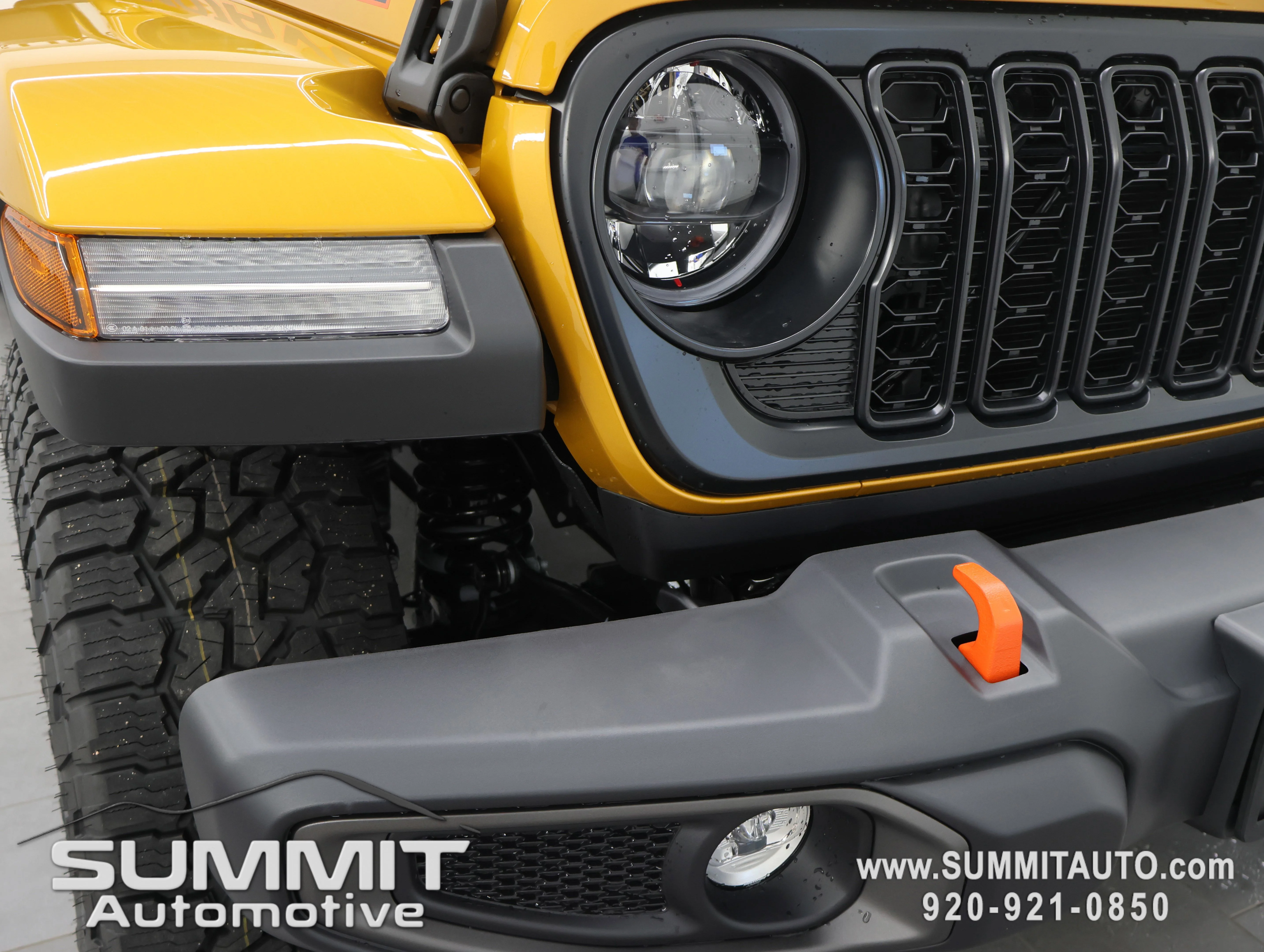 New 2026 Goldilocks Exterior Paint Jeep Mojave image 22