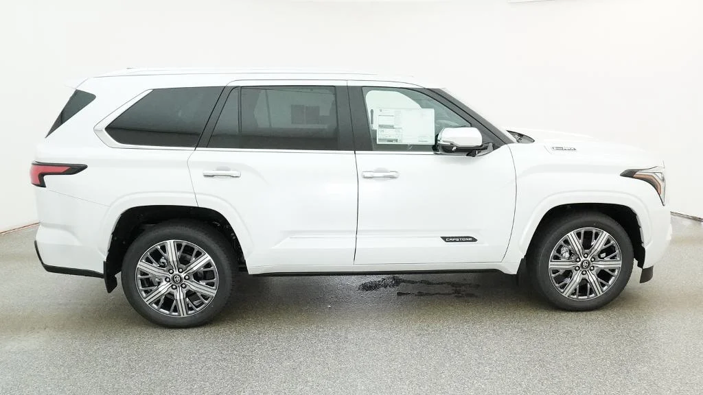 New 2026 Wind Chill Pearl Toyota Capstone image 14