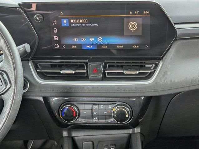 Used 2025 Gray Chevrolet LT image 16