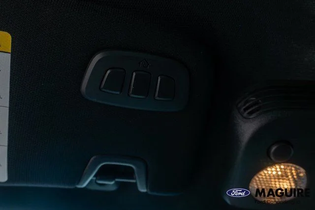 Used 2022 Silver Ford GT Premium image 32