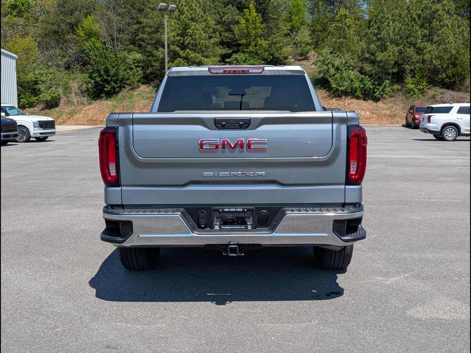 2025 GMC Sierra 1500 SLT - Photo 6